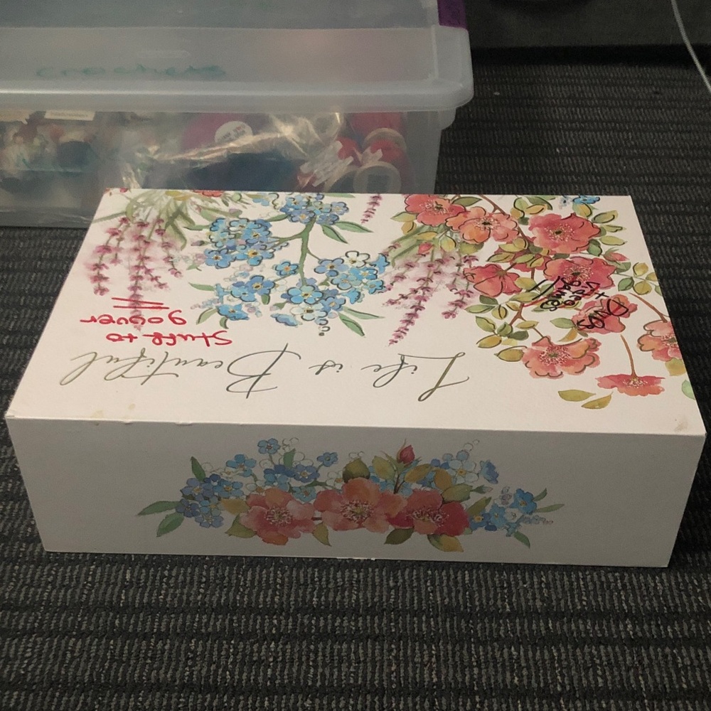 Life is Beautiful Storage Container - Picture 3 of 5